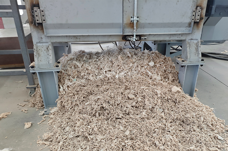 废塑料破碎试机成品