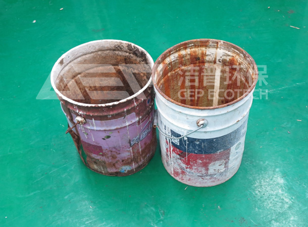 油漆桶撕碎机是废旧回收市场实用的设备