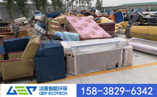大件<a href=https://www.lajisisuiji.com/product/650.html target=_blank class=infotextkey>垃圾破碎机</a>设备